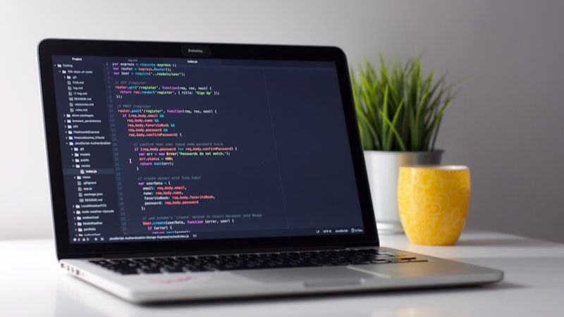Data Analytics with R & Tableau